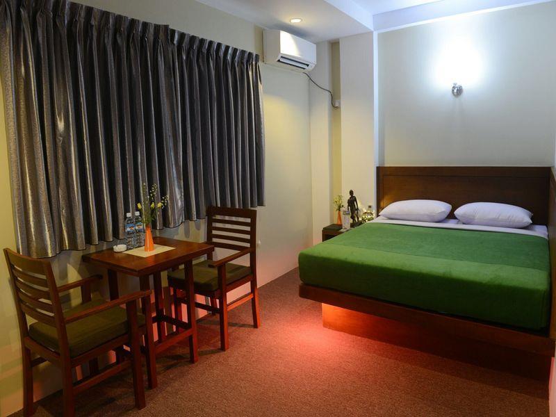 Green Paradise Hotel Yangon Exterior photo