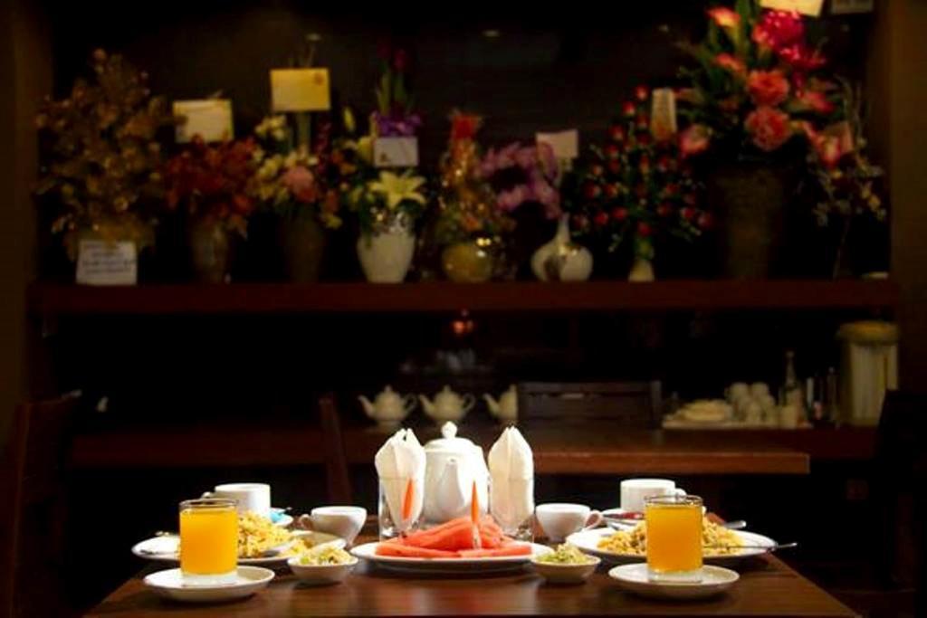 Green Paradise Hotel Yangon Exterior photo